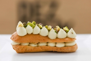 e5c362d0-pistaciove-eclairs.jpeg